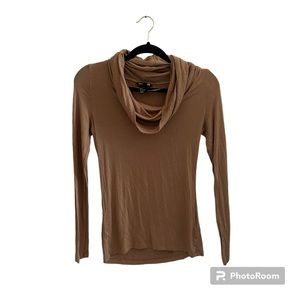 H&M BASICS TURTLE NECK LONG SLEEVE TOP